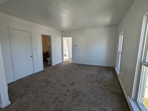 801 Lafayette Ave in Bay City, MI - Building Photo - Building Photo