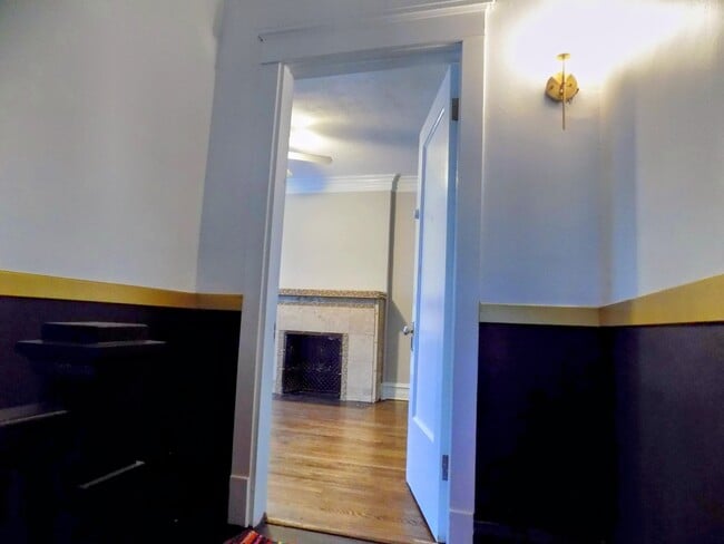 434 N Pine Ave, Unit Parkview on Pine, Unit Parkview on Pine