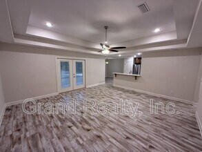 4999 Creekside Ln in Milton, FL - Building Photo - Building Photo