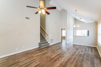 1016 Mansker Dr in Goodlettsville, TN - Building Photo - Building Photo