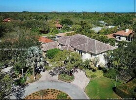 673 Destacada Ave in Coral Gables, FL - Building Photo