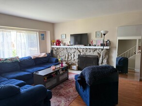 5436 New Mills Rd in San Diego, CA - Building Photo - Building Photo