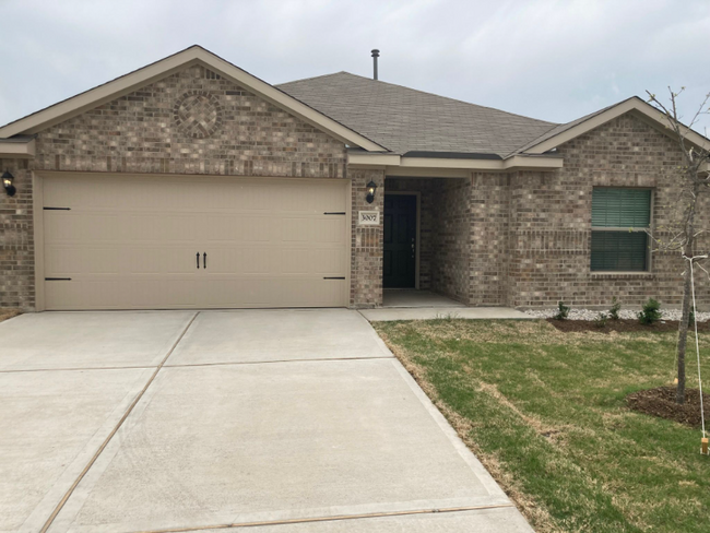 property at 3007 Boran Dr
