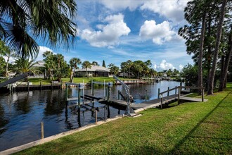 1947 NW Palmetto Terrace in Stuart, FL - Building Photo - Building Photo