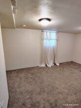 1658 SE Cobb St in Roseburg, OR - Building Photo - Building Photo