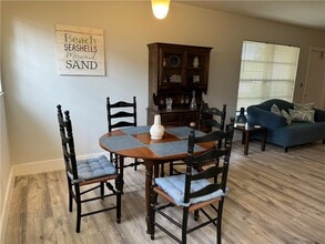 48 Woodland Dr, Unit 106 in Vero Beach, FL - Building Photo - Building Photo