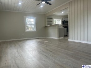 236 Wells St in Lake City, SC - Building Photo - Building Photo