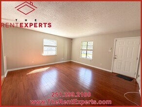 817 Timbers Dr in Mobile, AL - Building Photo - Building Photo