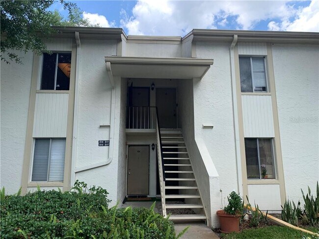 property at 208 Palmetto Ct