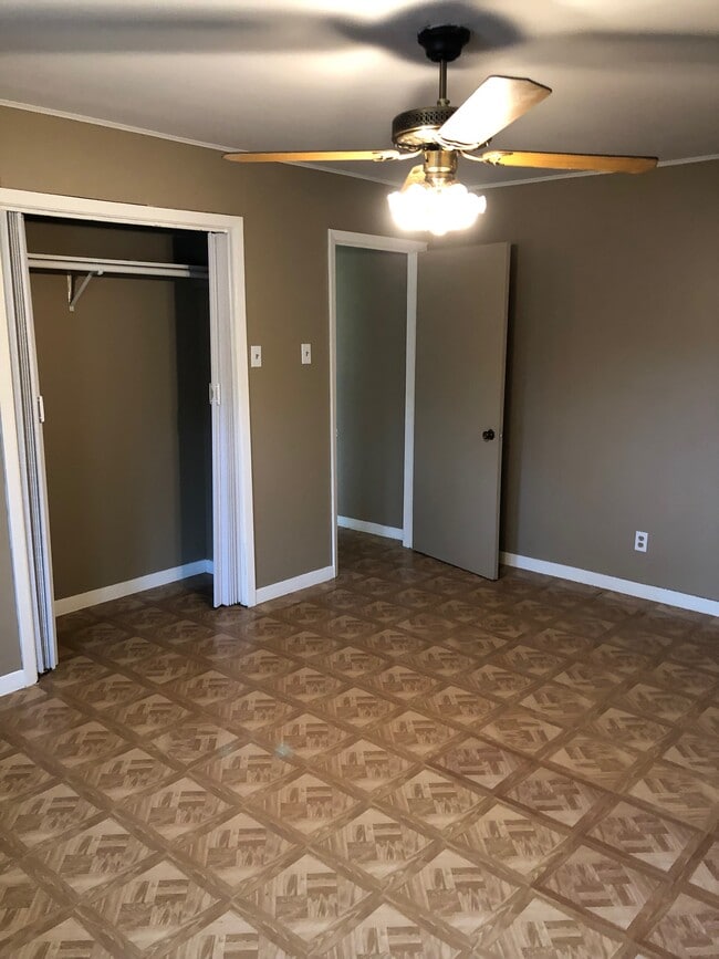 805 Matchett St in Brenham, TX - Building Photo - Building Photo