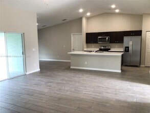 1179 SW Colorado Ave, Unit J201 in Port St. Lucie, FL - Building Photo - Building Photo