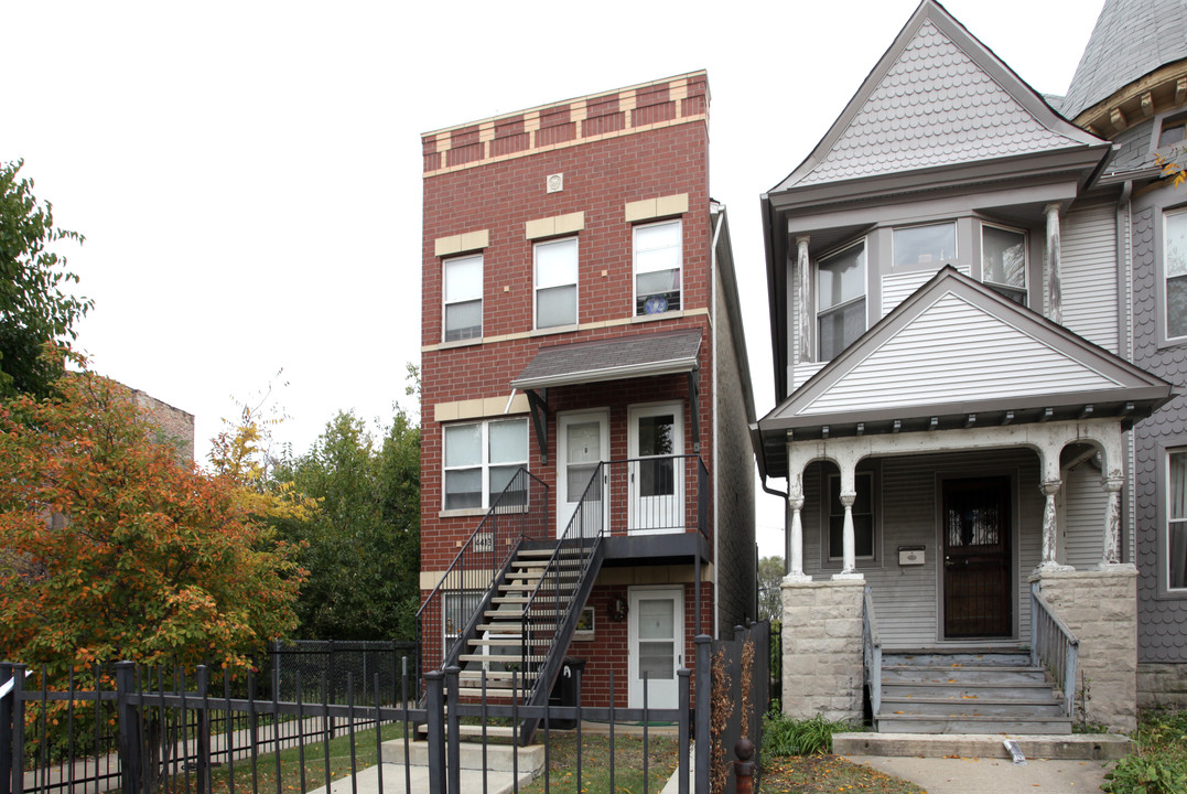 4413 S Oakenwald Ave in Chicago, IL - Foto de edificio