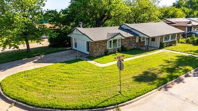 3201 Longridge Rd in Del City, OK - Building Photo - Building Photo