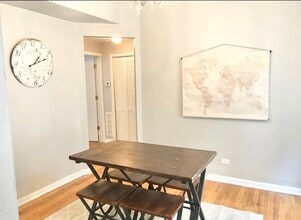 1622 W Farwell Ave in Chicago, IL - Building Photo - Building Photo