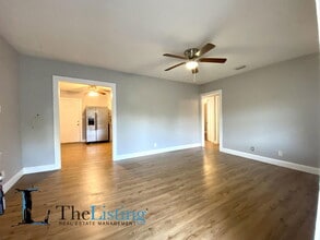 10011 N Jasmine Ave in Tampa, FL - Building Photo - Building Photo