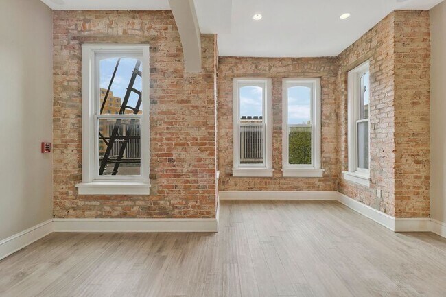 1227 15th St NW in Washington, DC - Building Photo - Building Photo