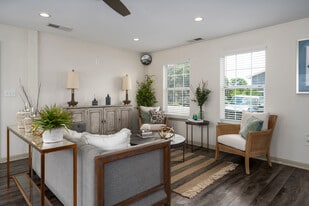 Arbours at Victoria Place in Prattville, AL - Building Photo