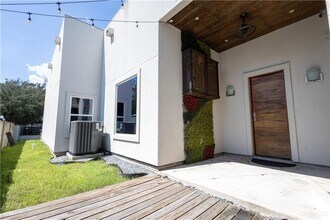 24 Ray W Cir in Mission, TX - Building Photo - Building Photo