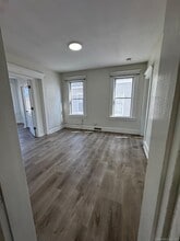 133 Ash St in Bridgeport, CT - Foto de edificio - Building Photo