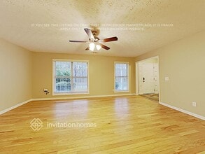 690 Castlebrooke Dr SE in Lawrenceville, GA - Building Photo - Building Photo