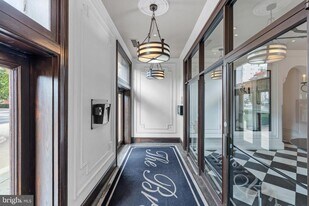 2001 16th St NW in Washington, DC - Building Photo