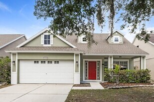11108 Newbridge Dr in Riverview, FL - Building Photo