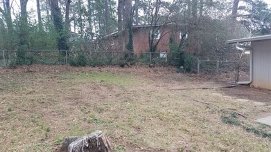 2140 Favor Rd SW in Marietta, GA - Building Photo - Building Photo