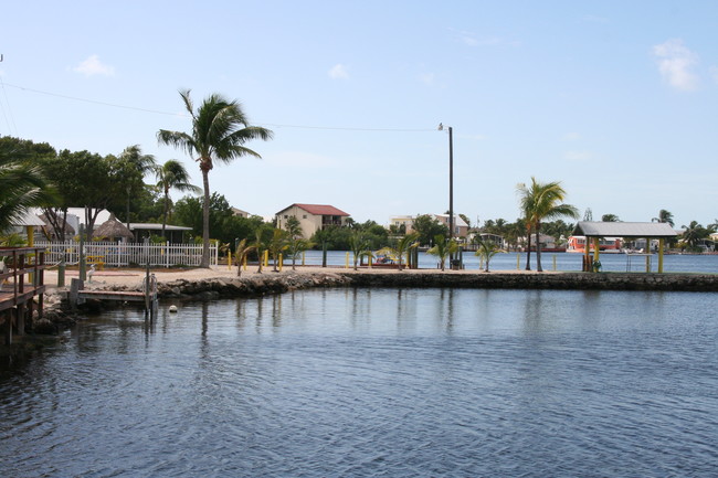 103620 Overseas Hwy in Key Largo, FL - Building Photo - Building Photo