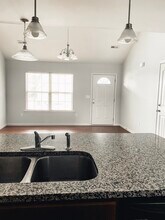 322 Flat Cove Rd in Spartanburg, SC - Foto de edificio - Building Photo