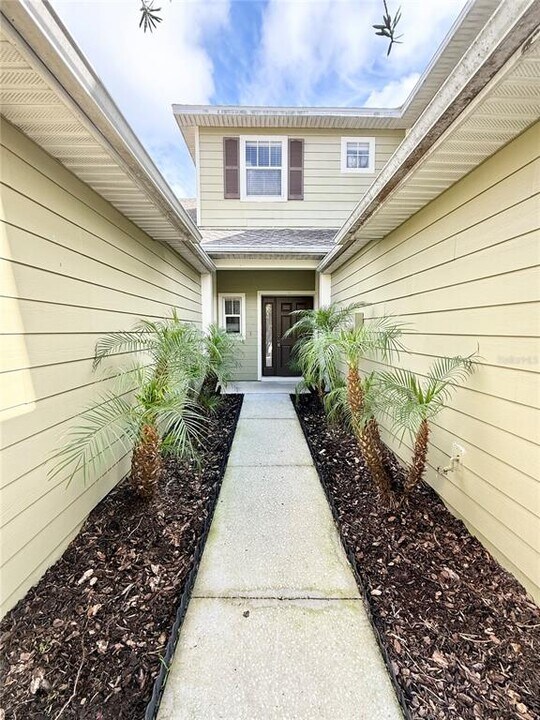 8544 Sandpiper Ridge Ave in Tampa, FL - Building Photo
