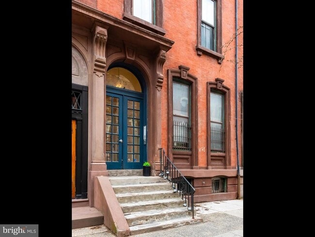 property at 2122 Spruce St