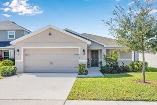 1167 Mountain Flower Ln in Davenport, FL - Building Photo