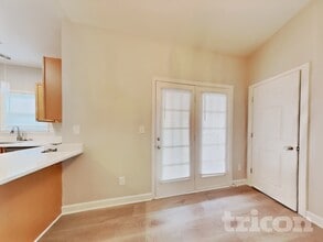 409 Barnsdale Ridge Rd in Kernersville, NC - Foto de edificio - Building Photo