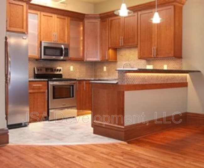 property at 206 E 4th St