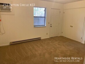 712 Patton Cir, Unit 22 in Winterville, NC - Building Photo - Building Photo