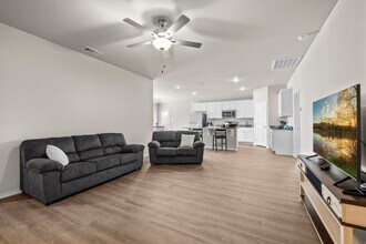 2516 S County Rd in Midland, TX - Building Photo - Building Photo