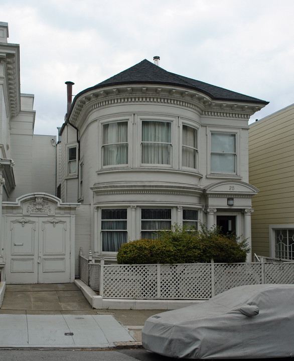 25 Buena Vista Terr. in San Francisco, CA - Building Photo