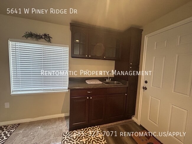 5641 Piney Ridge Dr in West Valley City, UT - Building Photo - Building Photo