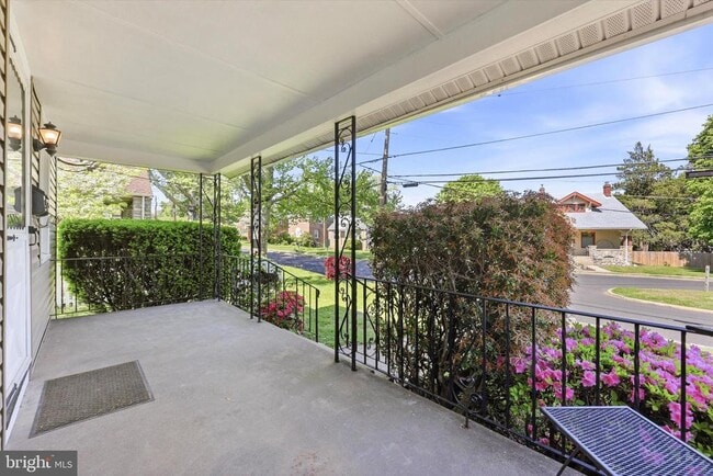 property at 604 Grant Ave