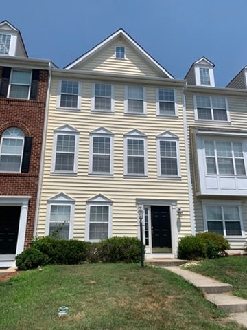property at 314 E Wainscot Dr