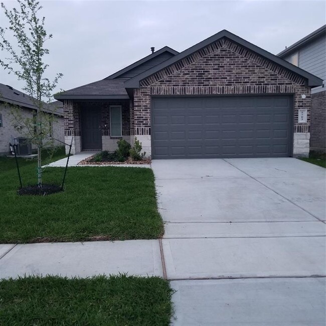 property at 5703 Avalon Woods Dr
