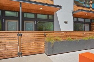 2002 E 7th St in Austin, TX - Foto de edificio - Building Photo