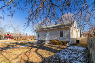 1013 S Josephine Boyd St in Greensboro, NC - Building Photo - Building Photo