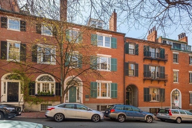 50 Chestnut St, Unit 1
