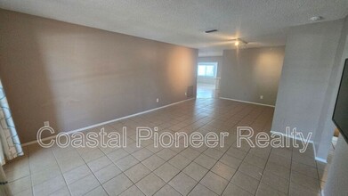 12921 126th Terrace N in Largo, FL - Building Photo - Building Photo