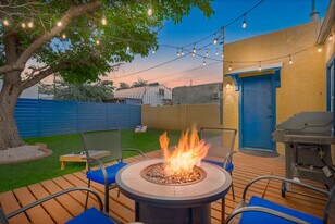 414 Vassar Dr SE in Albuquerque, NM - Building Photo