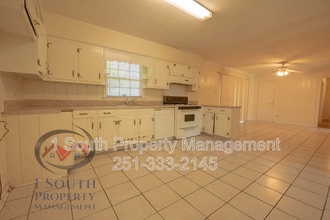 5520 Vienna Ave in Mobile, AL - Building Photo - Building Photo