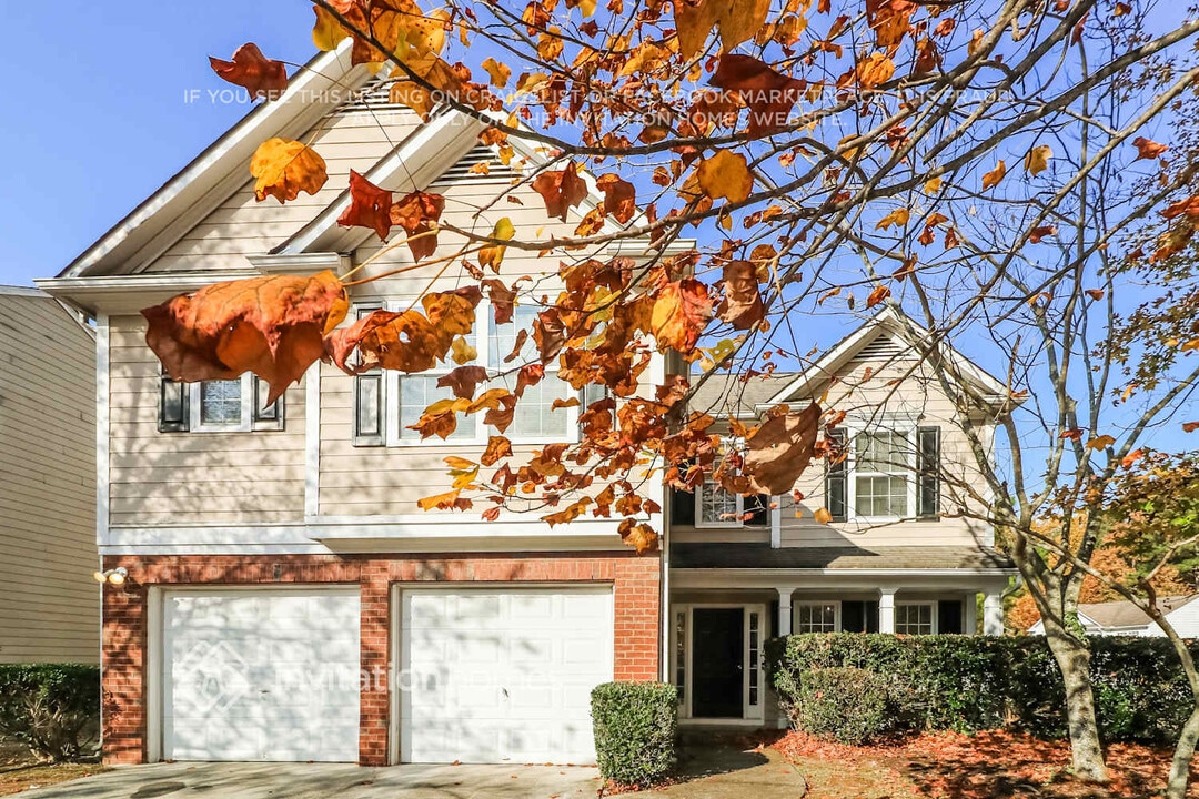 8320 Somerset Way in Douglasville, GA - Foto de edificio