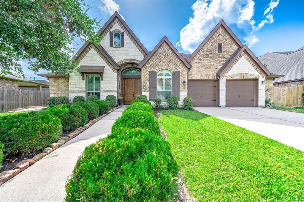 3205 Tamara Creek Ln in Pearland, TX - Foto de edificio