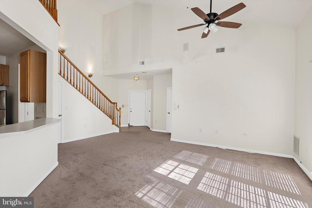 2495 Amber Orchard Ct in Odenton, MD - Building Photo